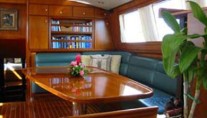 Irishman Settee